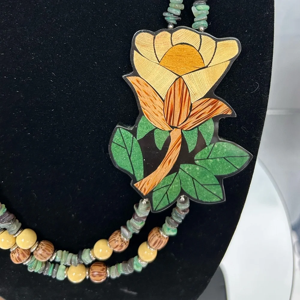Lee Sands Vintage Flower Necklace Dbl. Stranded Stone & Wooden Beads. Very Rare! - Picture 3 of 6